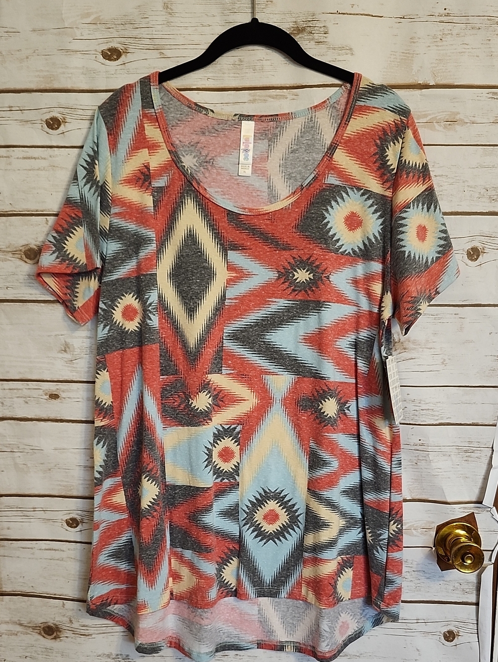 LuLaRoe Classic T Aztec Print Scoop Neck Women's Top - NWT XL